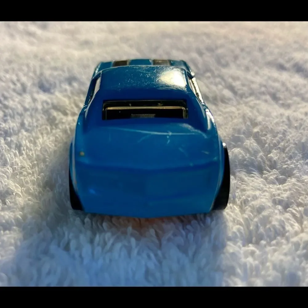 HOT WHEELS RARE BLUE BULLY GOAT HWTF 1:64 DIECAST 3